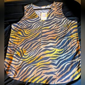 LuLaRoe Rachael 1/4 Zip Tank In Tiger Print (New w/Tags)